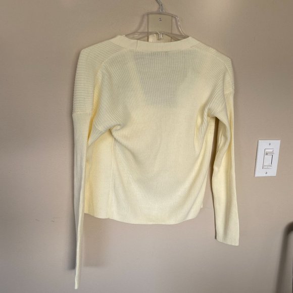 Boohoo Cream Cardigan Sweater - Picture 9 of 9